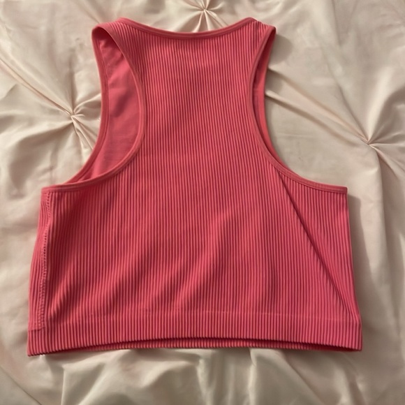 Garage tank - Picture 2 of 2